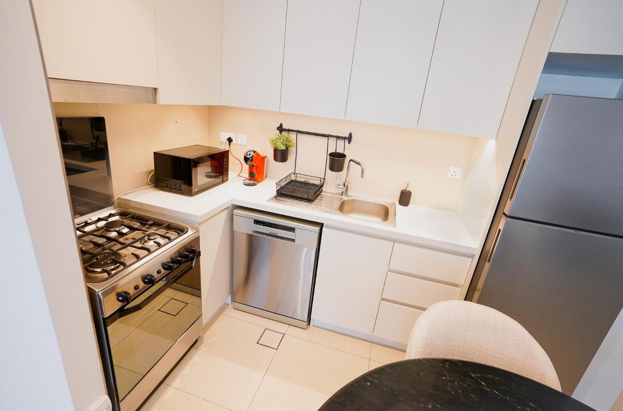 Citihome- Iconic 1br Stylish Living At Creek Horizon Apartment